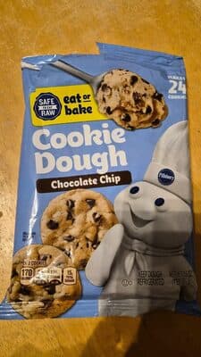 Pillsbury Ready to Bake Chocolate Chip Cookie Dough